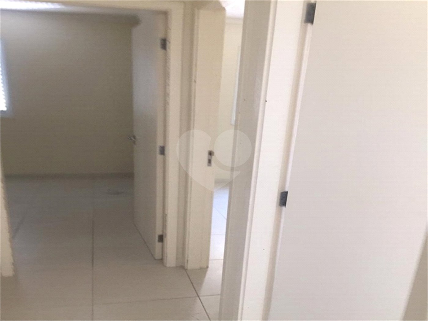 Apartamento à venda com 3 quartos, sendo 1 suíte, em Vila Nova Cachoeirinha, São Paulo, SP