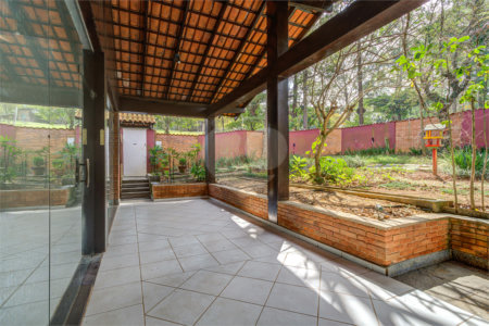 Casa Térrea à venda ou para alugar com 5 quartos, sendo 1 suíte, em Jardim Marajoara, São Paulo, SP