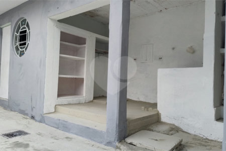 Casa à venda com 5 quartos, sendo 2 suítes,  em Jardim Santa Carolina, Mogi das Cruzes, SP