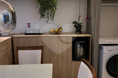 Apartamento à venda com 2 quartos, sendo 1 suíte, em Santo Amaro, São Paulo, SP
