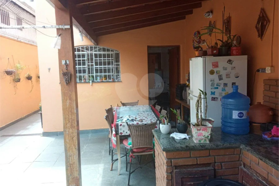 Excelente sobrado à venda, ao lado do Upa da Vila Santa Catarina.