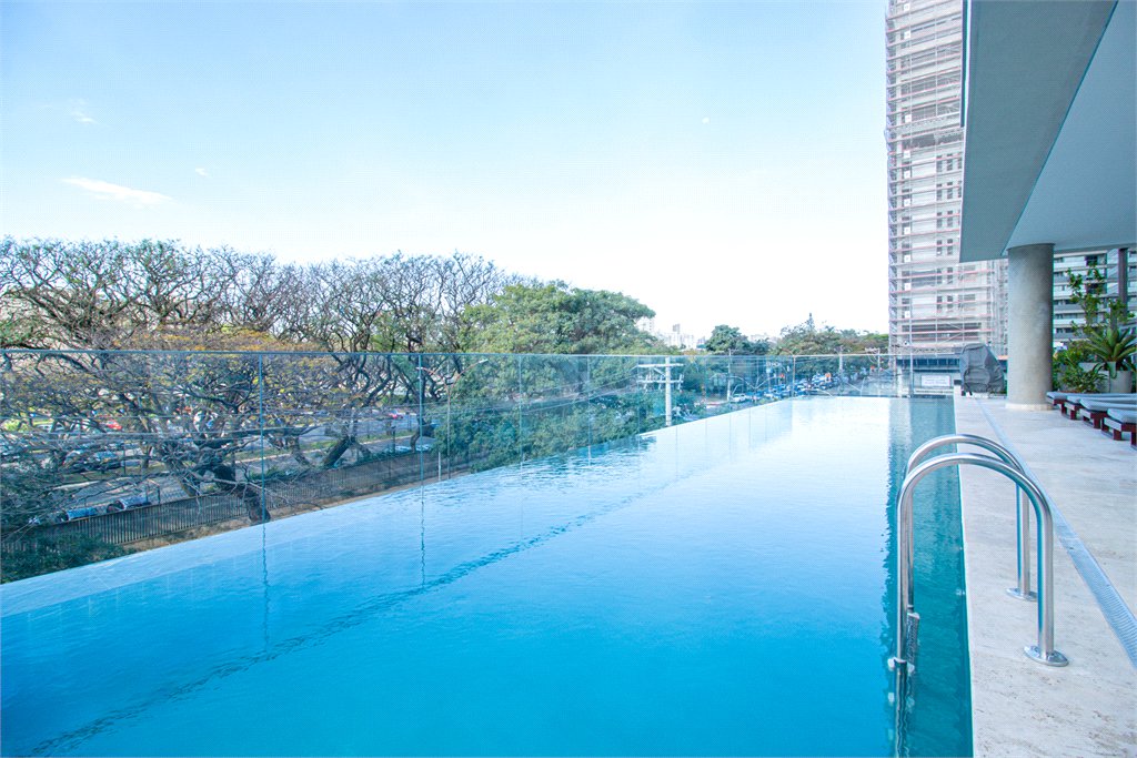 Apartamento à venda com 4 suítes em Moema, São Paulo, SP