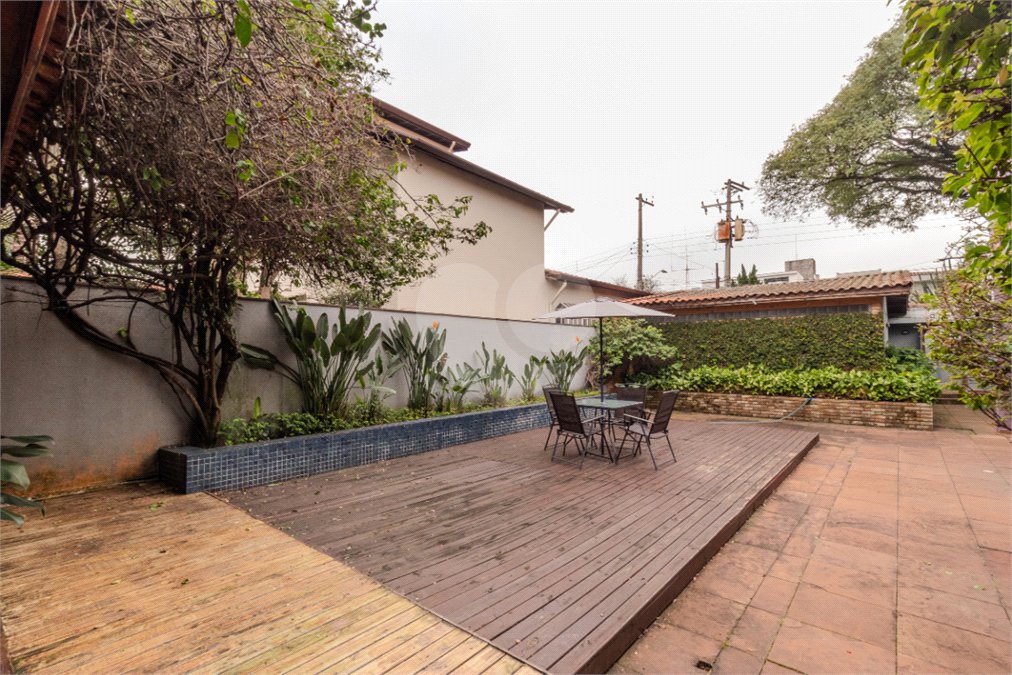 Casa à venda com 3 suítes em Brooklin, São Paulo, SP