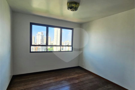 Apartamento à venda com 4 quartos, sendo 2 suítes,  em Jardim Parque Morumbi, São Paulo, SP