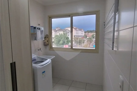 Apartamento em Atibaia com 2 dormitórios (1 suíte), 2 vagas de garagem, elevador, salão de festas, excelente localização