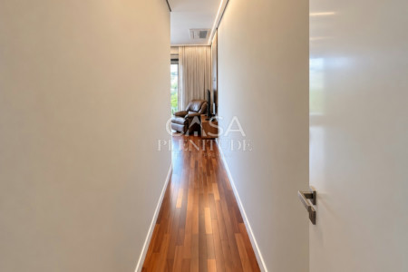 Casa nova no Saint Patrick com 926 m², 5 suítes, elevador e piscina aquecida, saúna em Sorocaba