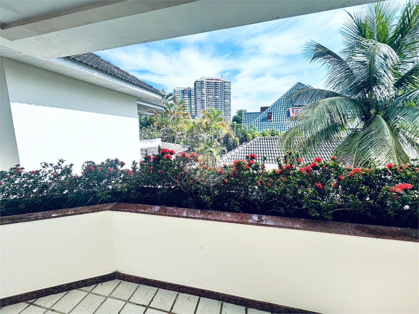 Casa à venda com 8 quartos, sendo 7 suítes, em Barra da Tijuca, Rio de Janeiro, RJ