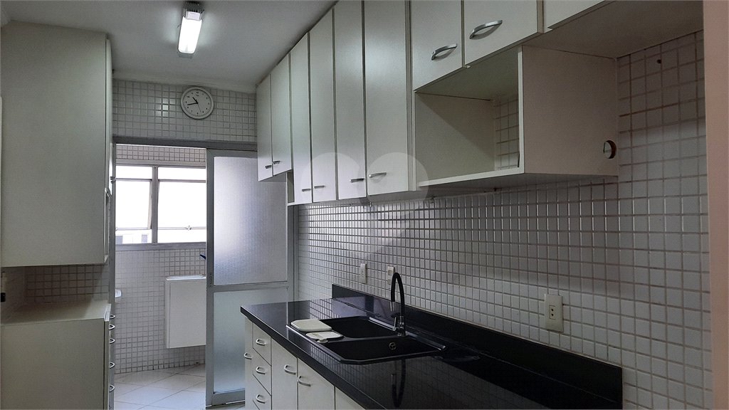 Apartamento à venda com 3 quartos, sendo 1 suíte, em Jardim Marajoara, São Paulo, SP