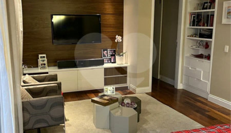 Apartamento à venda com 3 suítes em Vila Gertrudes, São Paulo, SP
