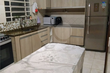 Sobrado à venda com 4 quartos, sendo 2 suítes,  em Instituto de Previdência, São Paulo, SP