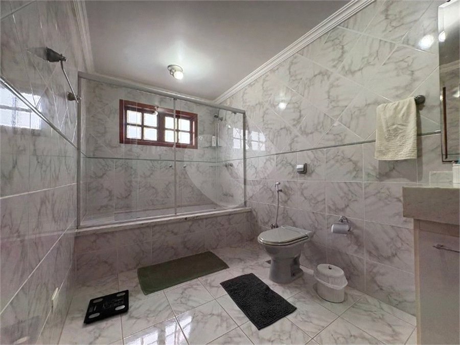 Casa à venda com 4 suítes no condomínio Granja Olga II, Sorocaba - SP