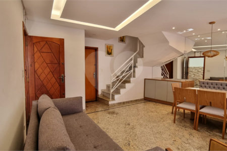 Sobrado à venda com 3 quartos, sendo 1 suíte, em Santa Teresinha, São Paulo, SP