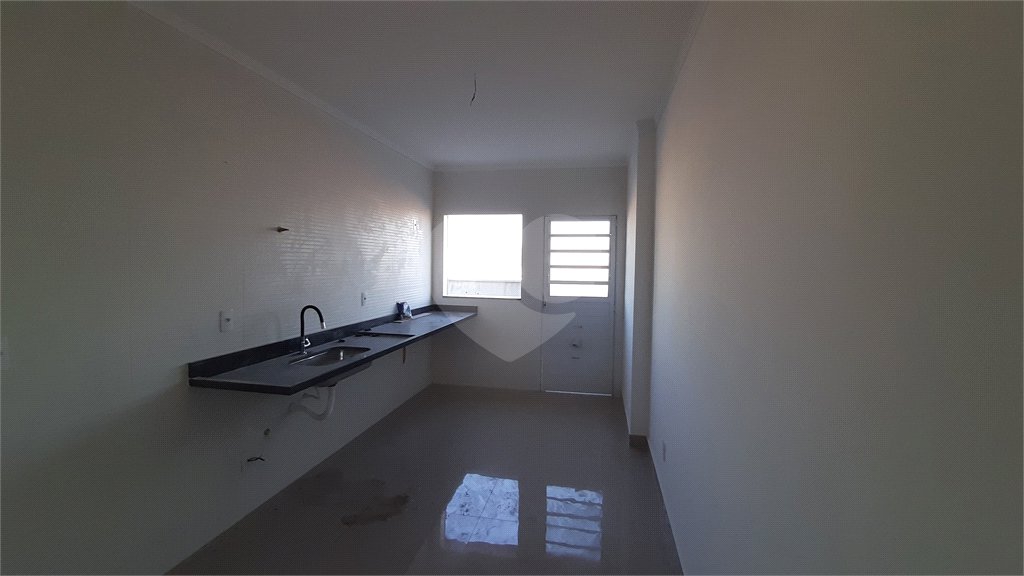 Casa à venda com 2 quartos no condomínio Residencial Luta, São Paulo - SP