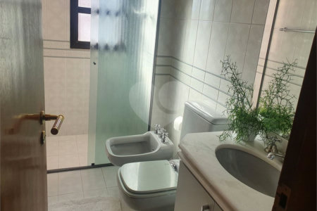 Apartamento à venda com 4 suítes em Vila Andrade, São Paulo, SP