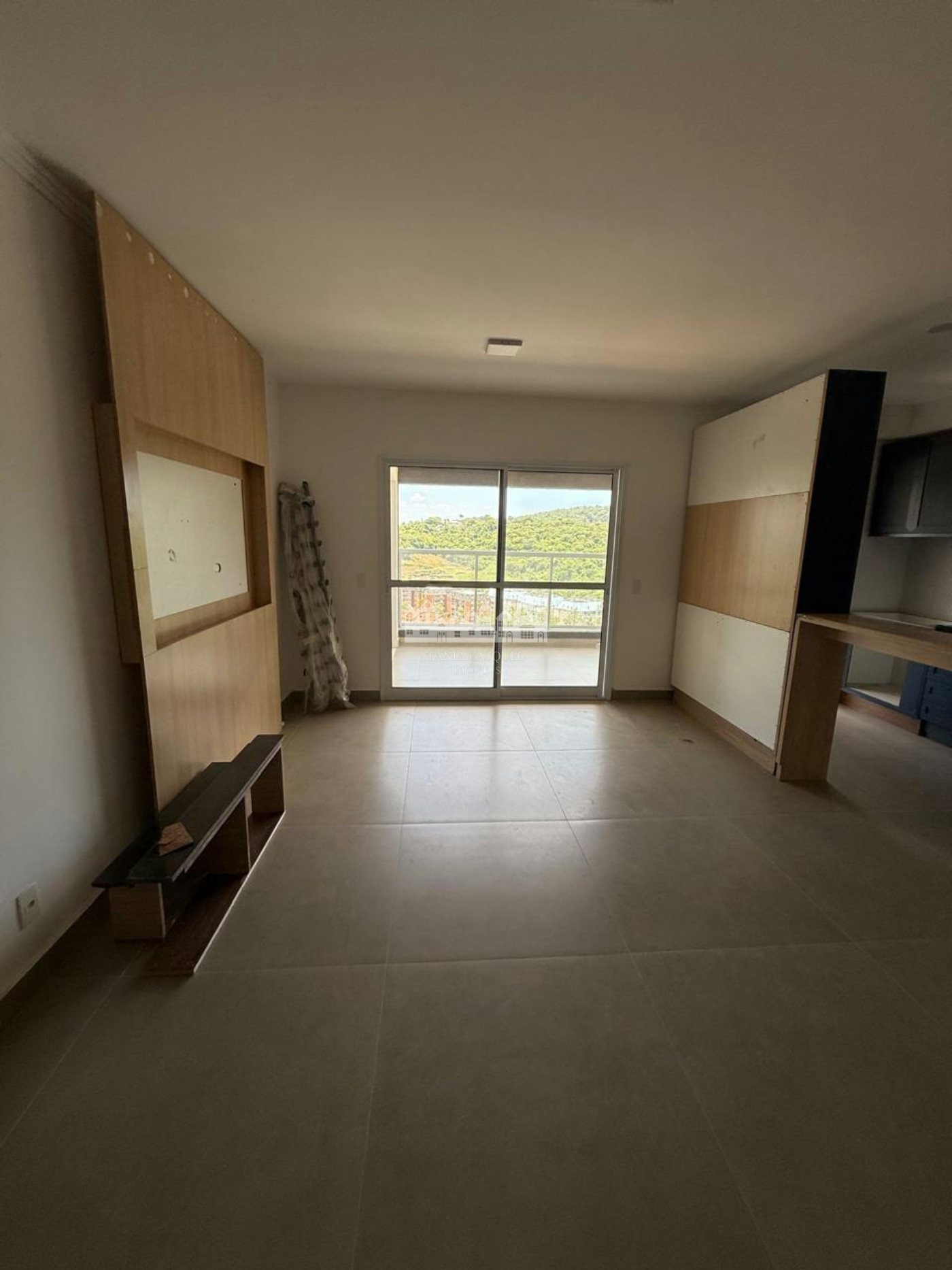 Apartamento para alugar com 3 suítes em Vila Helena, Atibaia, SP