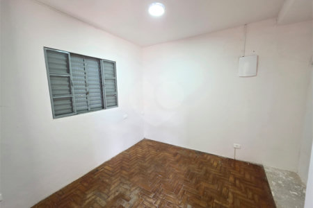 Sobrado à venda com 4 quartos, sendo 1 suíte,  em Rio Pequeno, São Paulo, SP