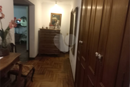 Casa à venda com 3 quartos, sendo 2 suítes, em Morumbi, São Paulo, SP