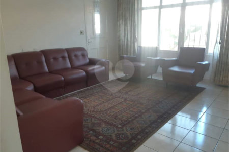 Sobrado à venda com 2 quartos em Vila Perreli, Poá, SP