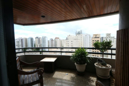 Apartamento à venda com 4 quartos, sendo 2 suítes,  em Vila Uberabinha, São Paulo, SP