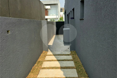 Casa à venda com 4 quartos, sendo 3 suítes, no condomínio Alphaville Nova Esplanada 4, Votorantim - SP