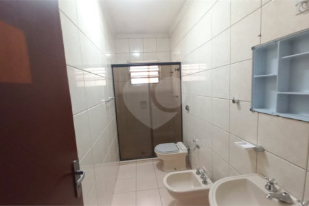 Casa para alugar com 3 quartos, sendo 1 suíte, em Jardim Bonfiglioli, São Paulo, SP