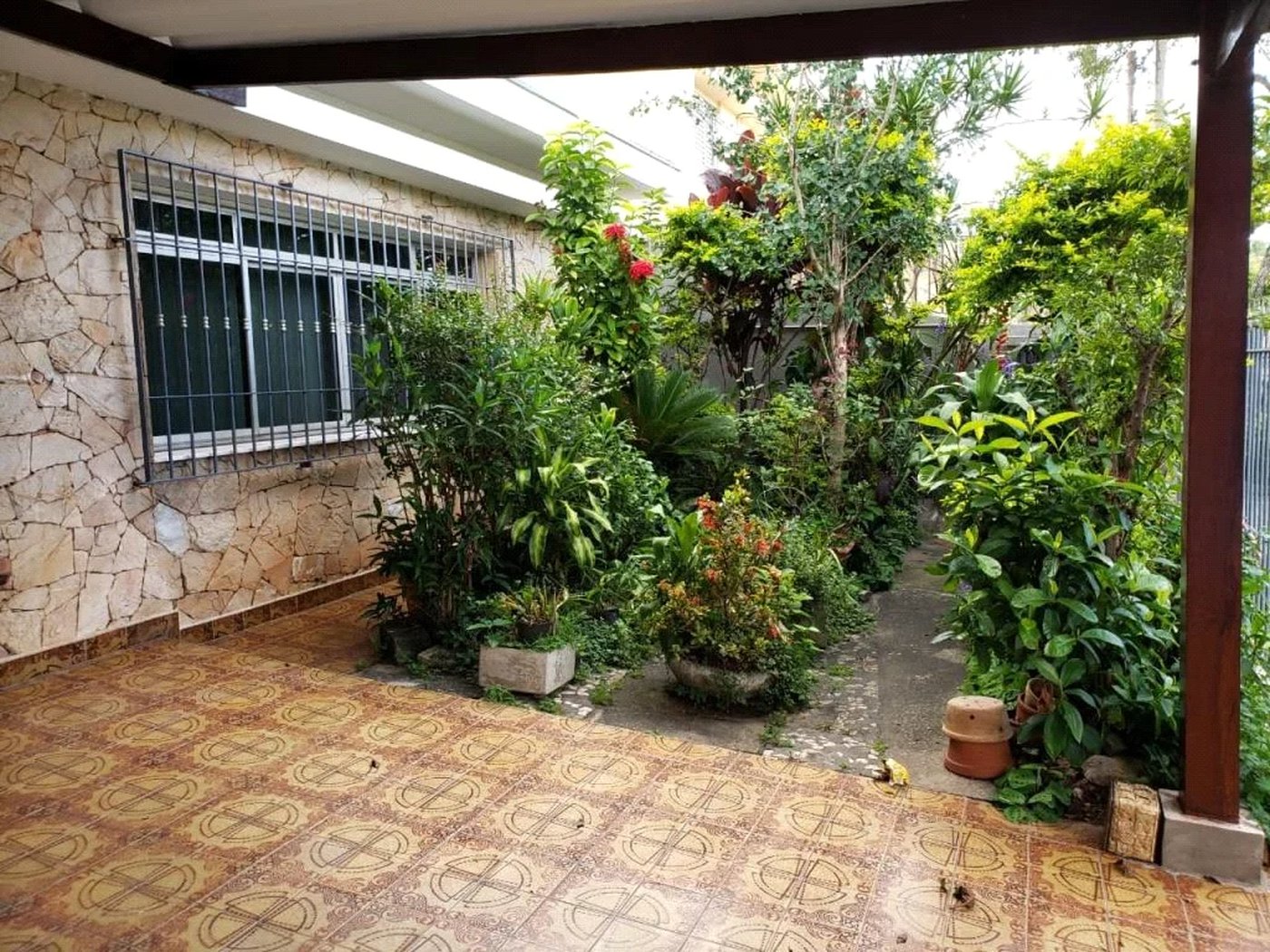 Casa à venda com 3 quartos em Vila Tiradentes, São Paulo, SP