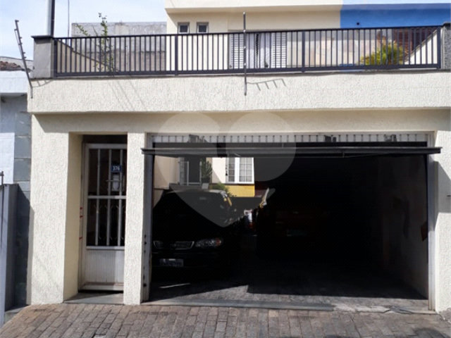 Sobrado à venda com 3 quartos, sendo 1 suíte,  em Jardim Santa Mena, Guarulhos, SP