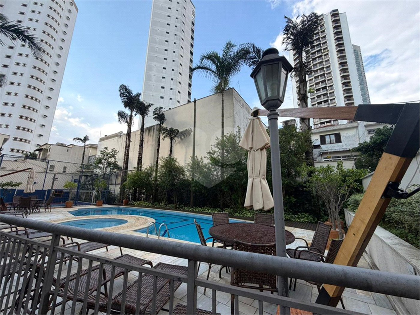 Apartamento à venda com 3 quartos, sendo 1 suíte,  em Vila Regente Feijó, São Paulo, SP