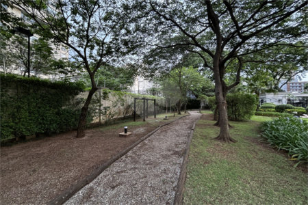 Apartamento para alugar com 3 suítes em Vila Romana, São Paulo, SP