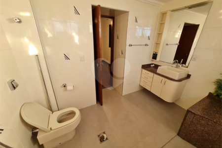 Apartamento à venda com 3 quartos, sendo 1 suíte,  em Vila Angeli, Valinhos, SP