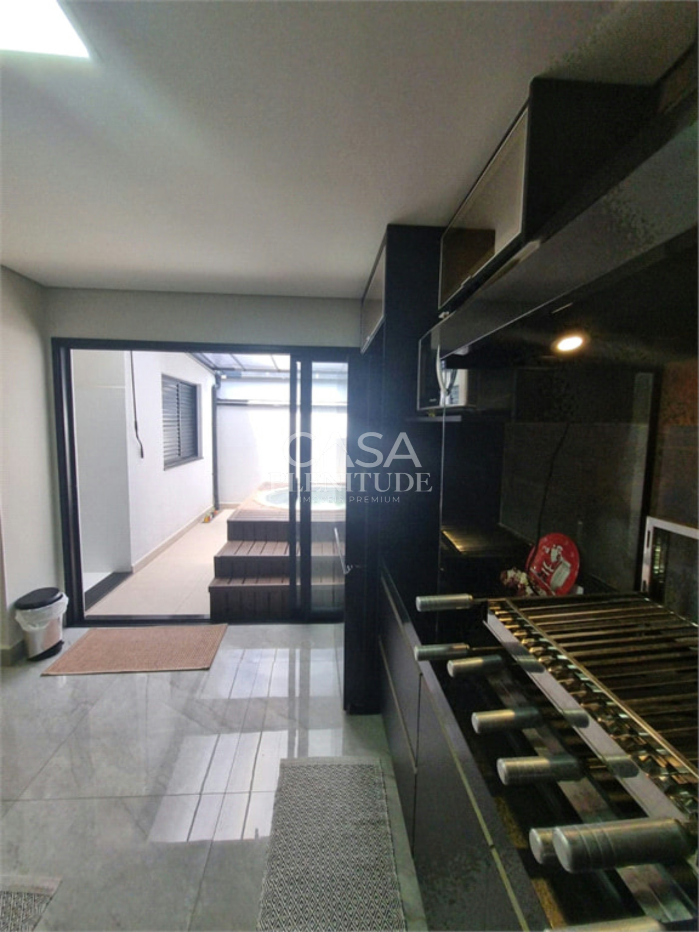 Casa em condomínio à venda com 3 quartos, sendo 1 suíte, em Cajuru do Sul, Sorocaba, SP