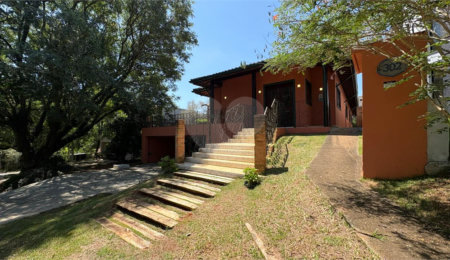 Casa à venda com 4 suítes no condomínio Vivendas do Lago, Sorocaba - SP