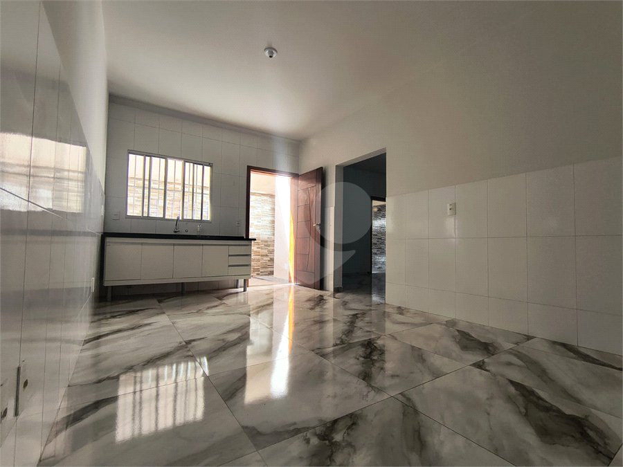 Casa Térrea para alugar com 2 quartos, sendo 1 suíte, em Jardim Residencial Veneza, Indaiatuba, SP