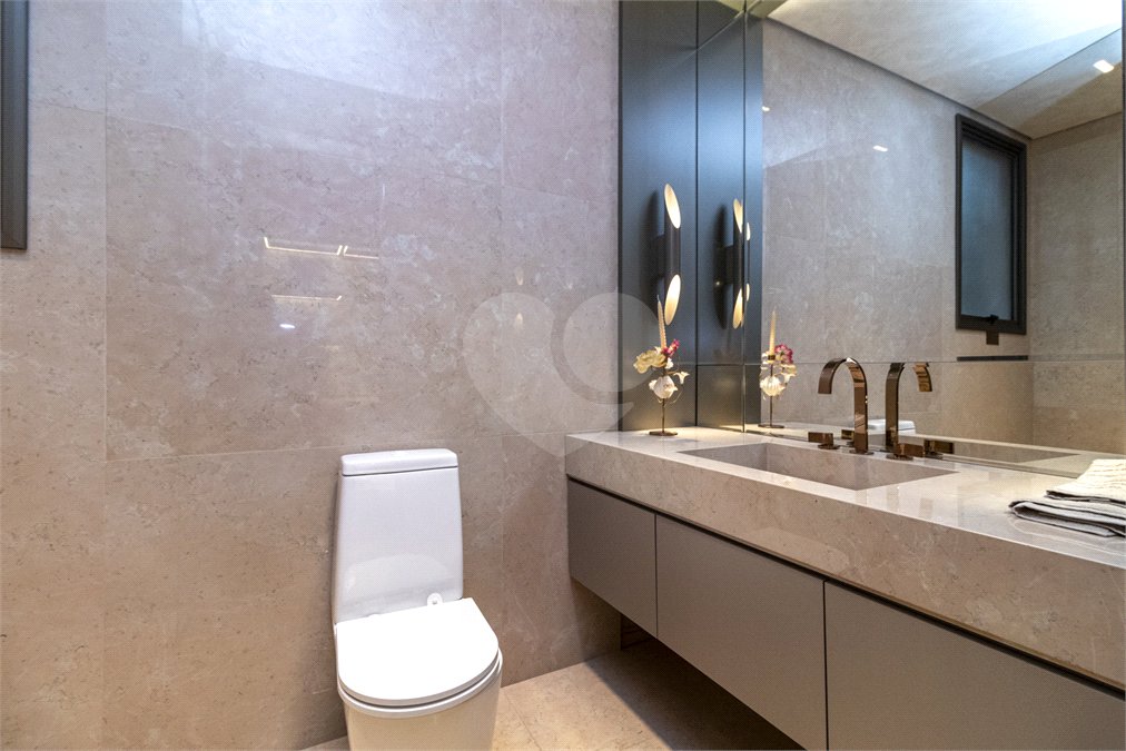 Apartamento à venda com 4 suítes em Jardim Guedala, São Paulo, SP