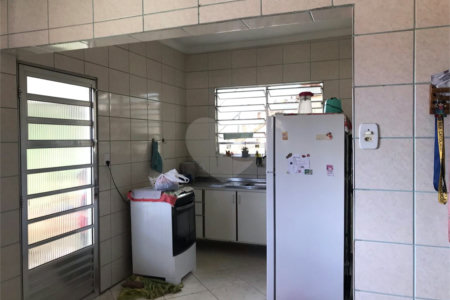 Casa à venda com 3 quartos em Vila Nova Galvão, São Paulo, SP