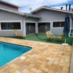 Casa à venda com 4 quartos, sendo 2 suítes, no condomínio Marinas, Bom Jesus dos Perdões - SP