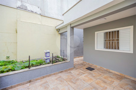 Casa à venda com 5 quartos, sendo 1 suíte,  em Chácara Inglesa, São Paulo, SP