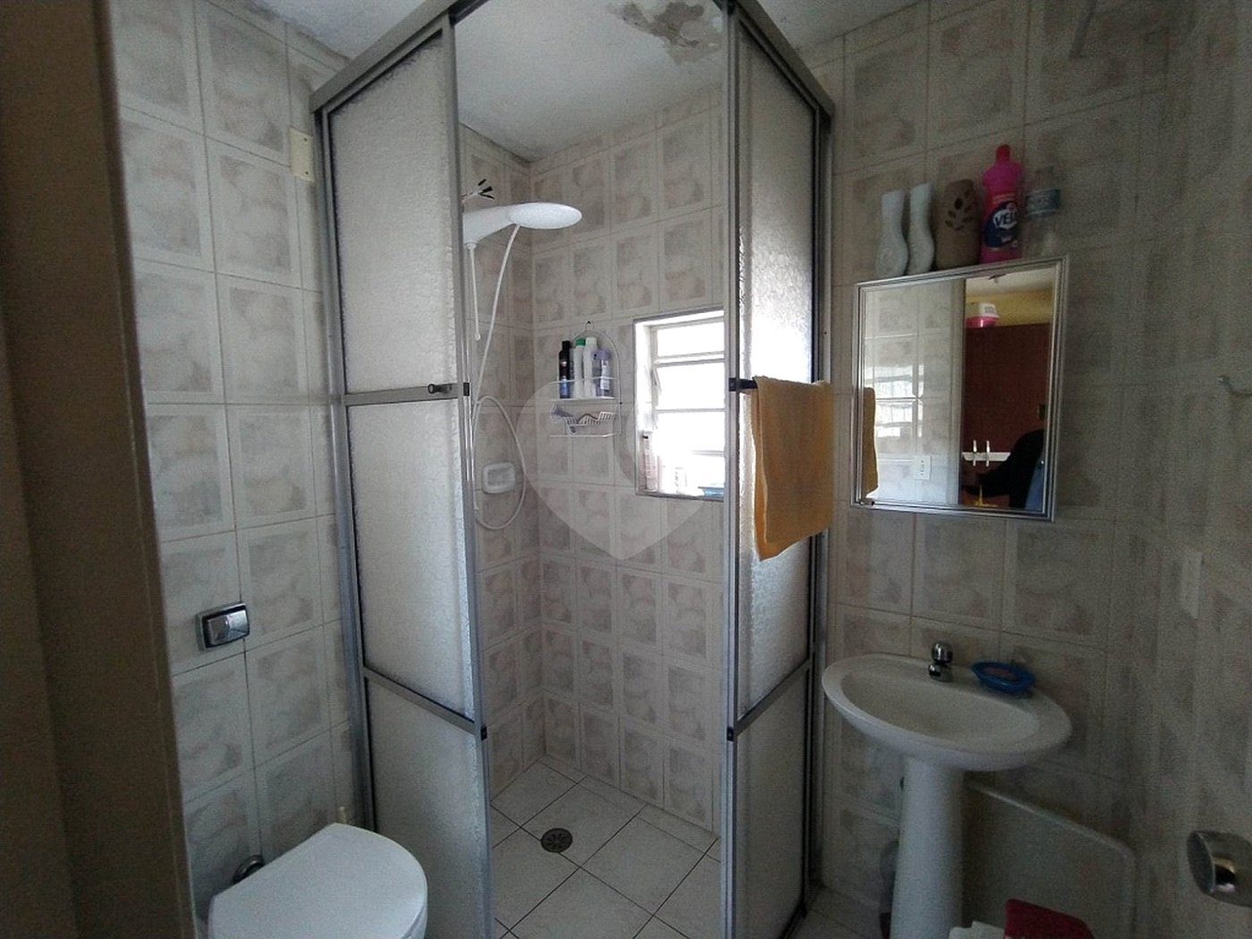 Casa à venda com 6 quartos, sendo 2 suítes, em Chora Menino, São Paulo, SP