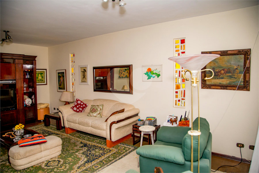 Casa à venda com 7 quartos, sendo 1 suíte, em Jardim Paulistano, São Paulo, SP