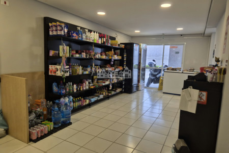 Apartamento para alugar com 2 quartos em Jardim das Palmeiras, Atibaia, SP