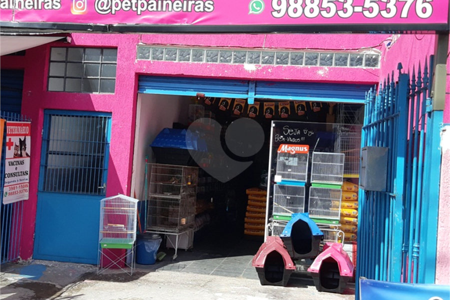 Sobrado à venda com 20 quartos em Jardim Peri, São Paulo, SP