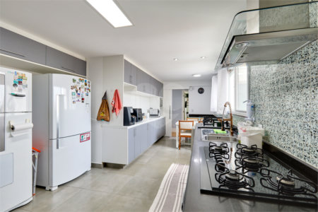 Apartamento à venda com 4 suítes em Jardim Marajoara, São Paulo, SP