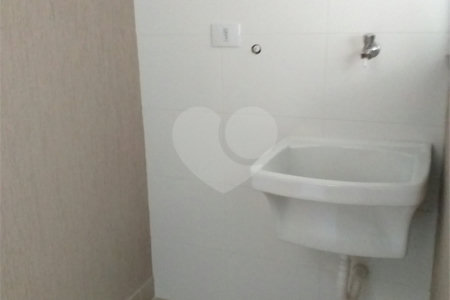 Casa à venda com 2 suítes no condomínio martinha, São Paulo - SP