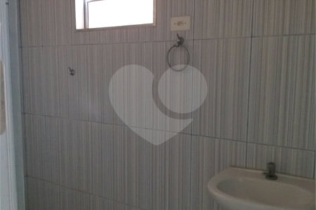 Sobrado à venda com 3 quartos, sendo 1 suíte, em Jardim Cruz do Corisco, São Paulo, SP