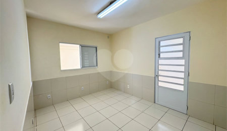 Casa para alugar em Vila Vitória, Mogi das Cruzes, SP