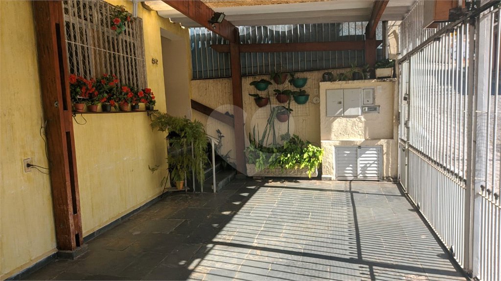 Sobrado à venda com 4 quartos, sendo 2 suítes,  em Santana, São Paulo, SP