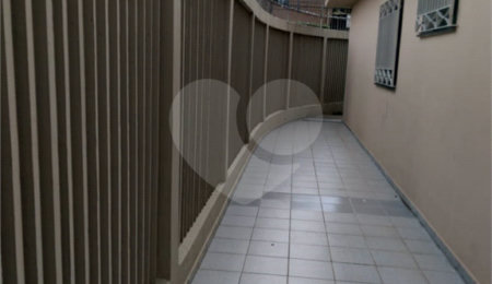 Casa Térrea à venda com 3 quartos, sendo 1 suíte,  em Vila Galvão, Guarulhos, SP