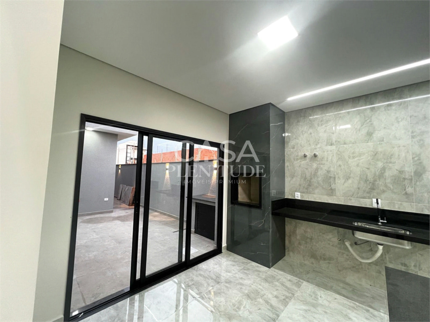 Casa em condomínio à venda com 3 quartos, sendo 2 suítes, em Jardim Novo Horizonte, Sorocaba, SP