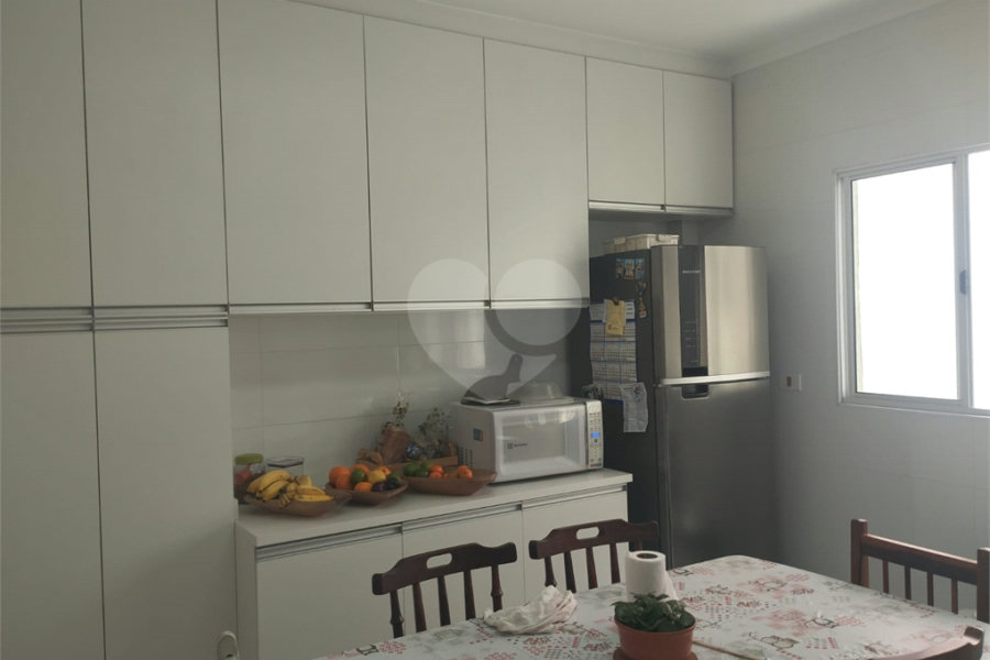 Casa à venda com 5 quartos, sendo 1 suíte, em Vila Medeiros, São Paulo, SP