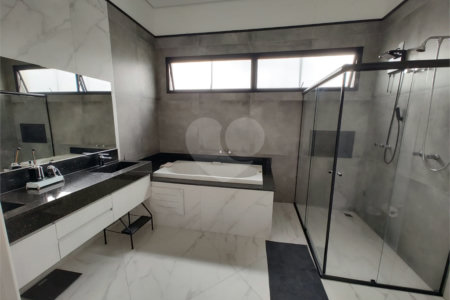 Casa à venda com 3 suítes no condomínio Residencial Terras da Alvorada, Itupeva - SP
